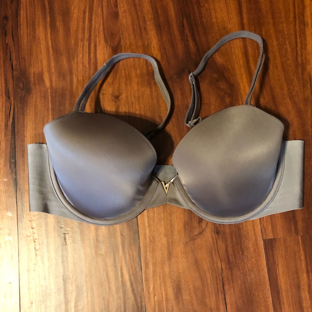 VS Sexy Illusions Lined Demi Bra 😘